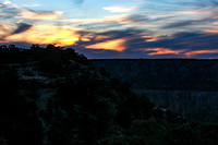 Canyon sunrise and horses 11-6-20-15